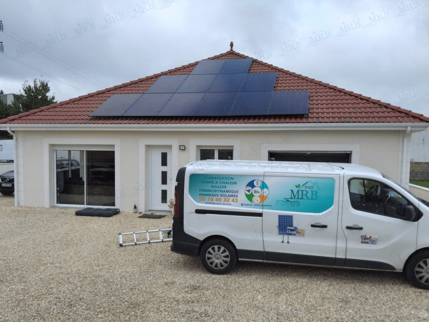 Installation panneaux solaires sainte feyre